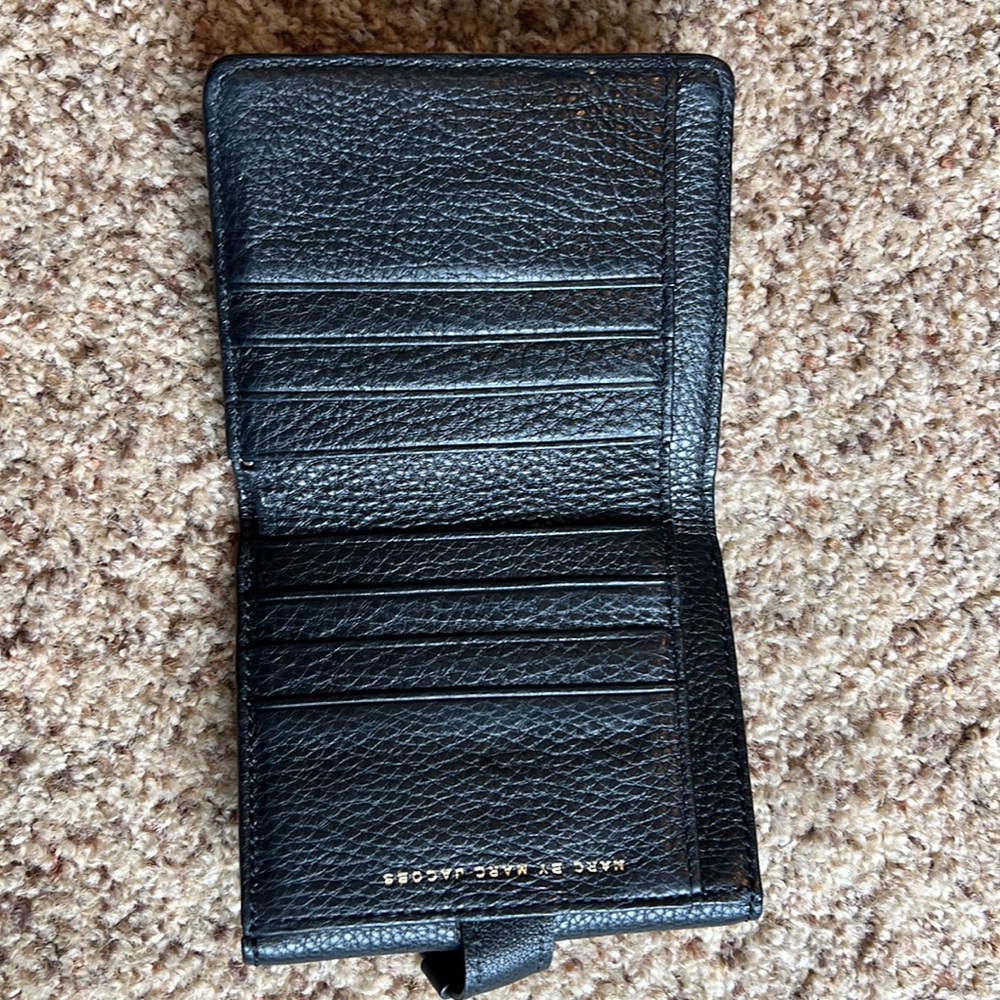 Marc Jacob’s Wallet - Picture 3 of 3